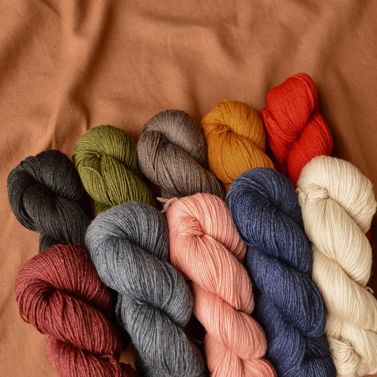 All Natural Sock Knitting Yarn in Wool/Ramie (100g 3-ply 300m)