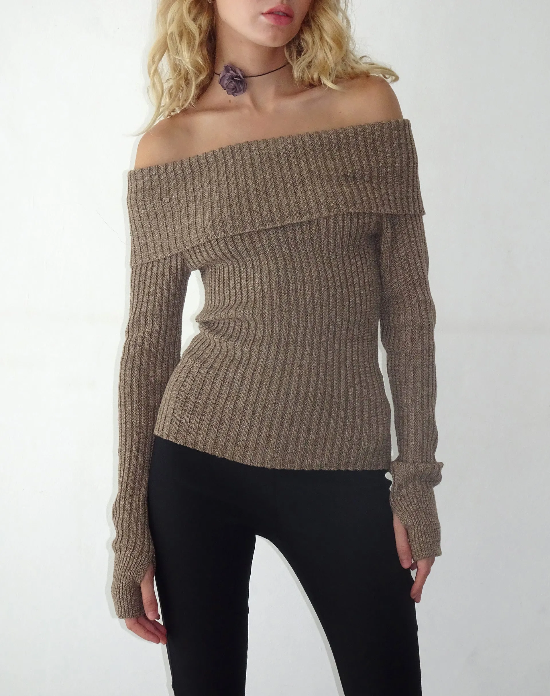 Circe Off-Shoulder Long Sleeve Knit Top in Yarn Brown