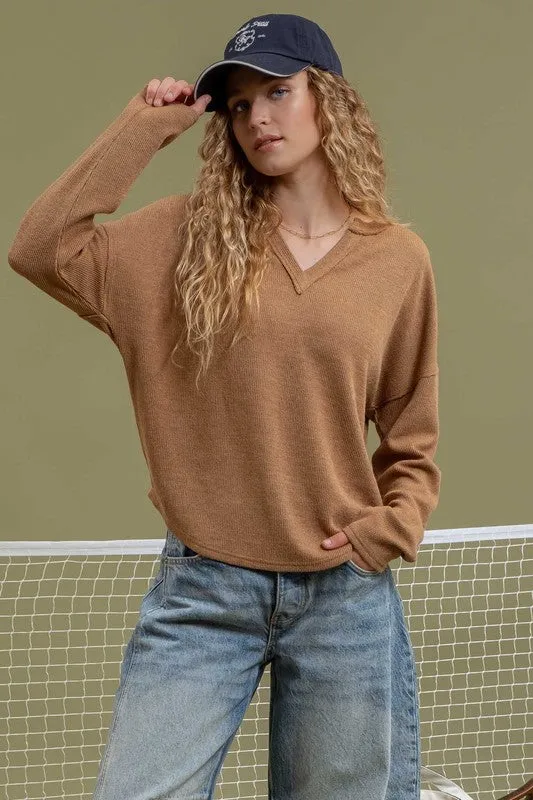 ISLA SOLID NOTCH NECK KNIT TOP