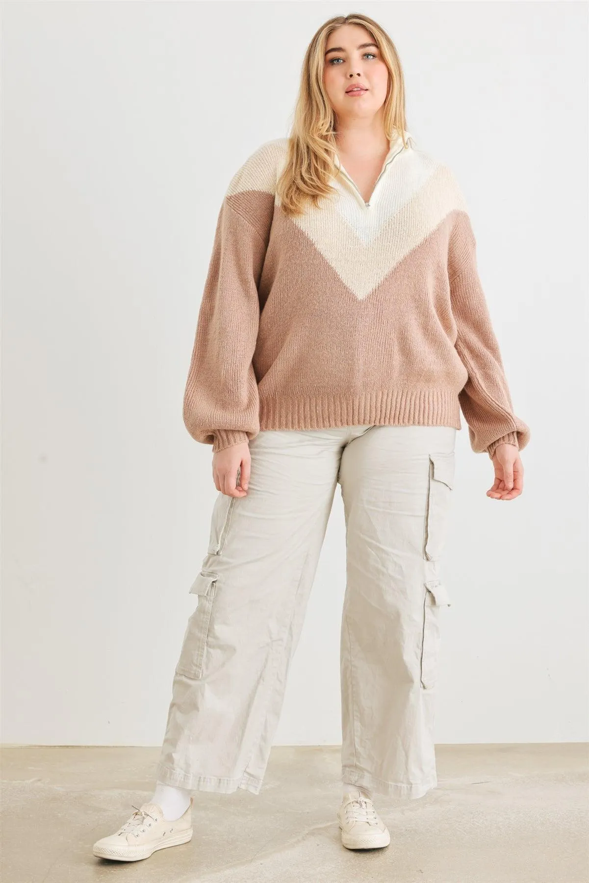 Junior Plus Ivory & Taupe Zip-Up Neck Long Sleeve Sweater /3-2-1