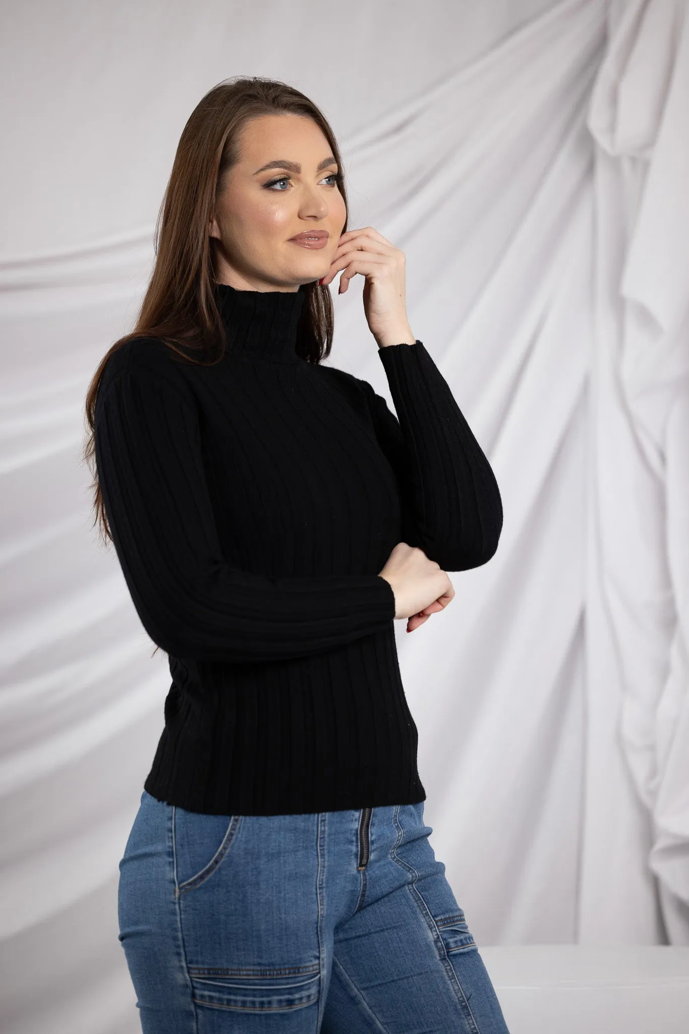 Knit Pleated High Neck Skivvy