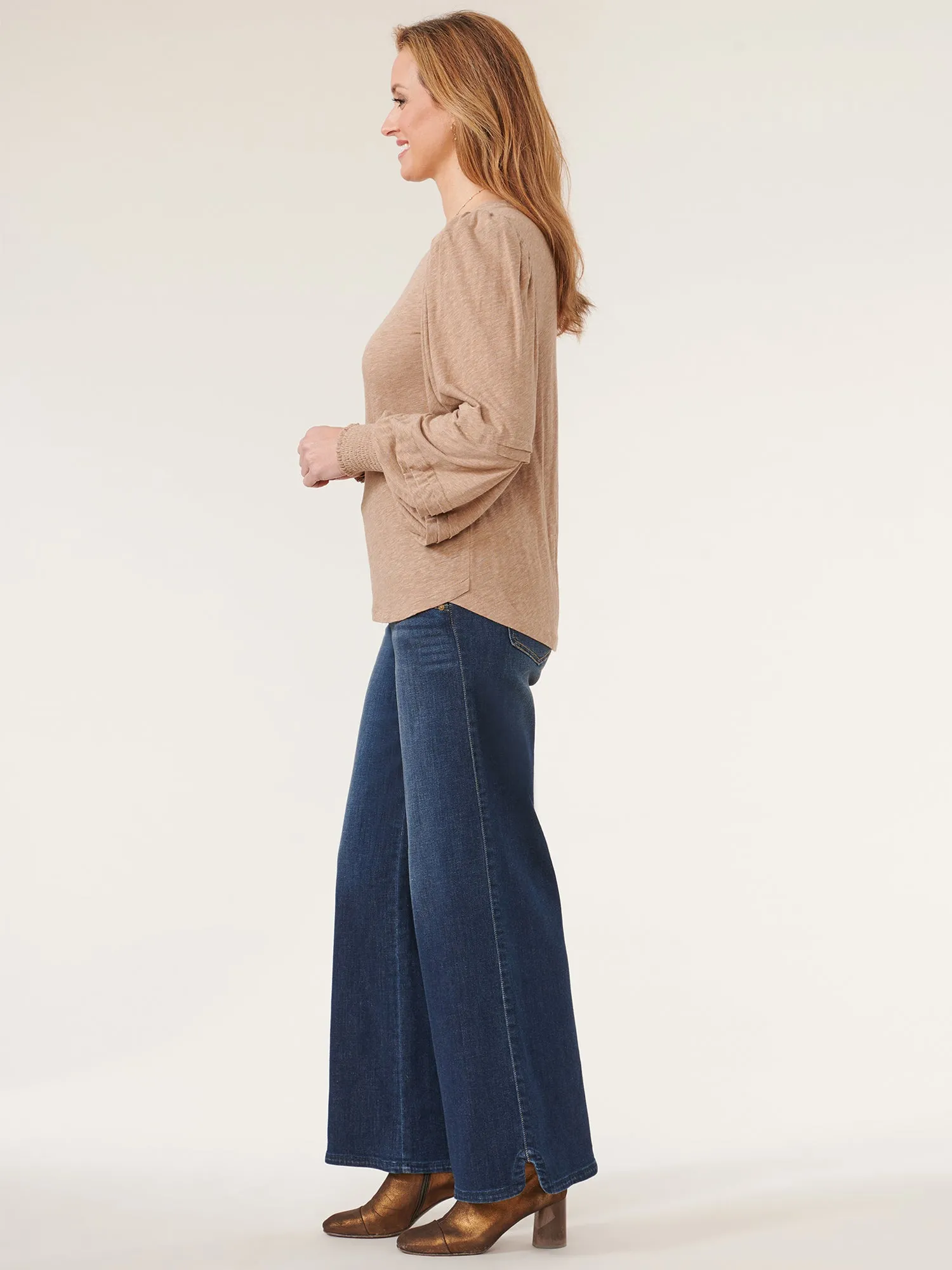 Long Blouson Sleeve Sweetheart Neck Knit Top