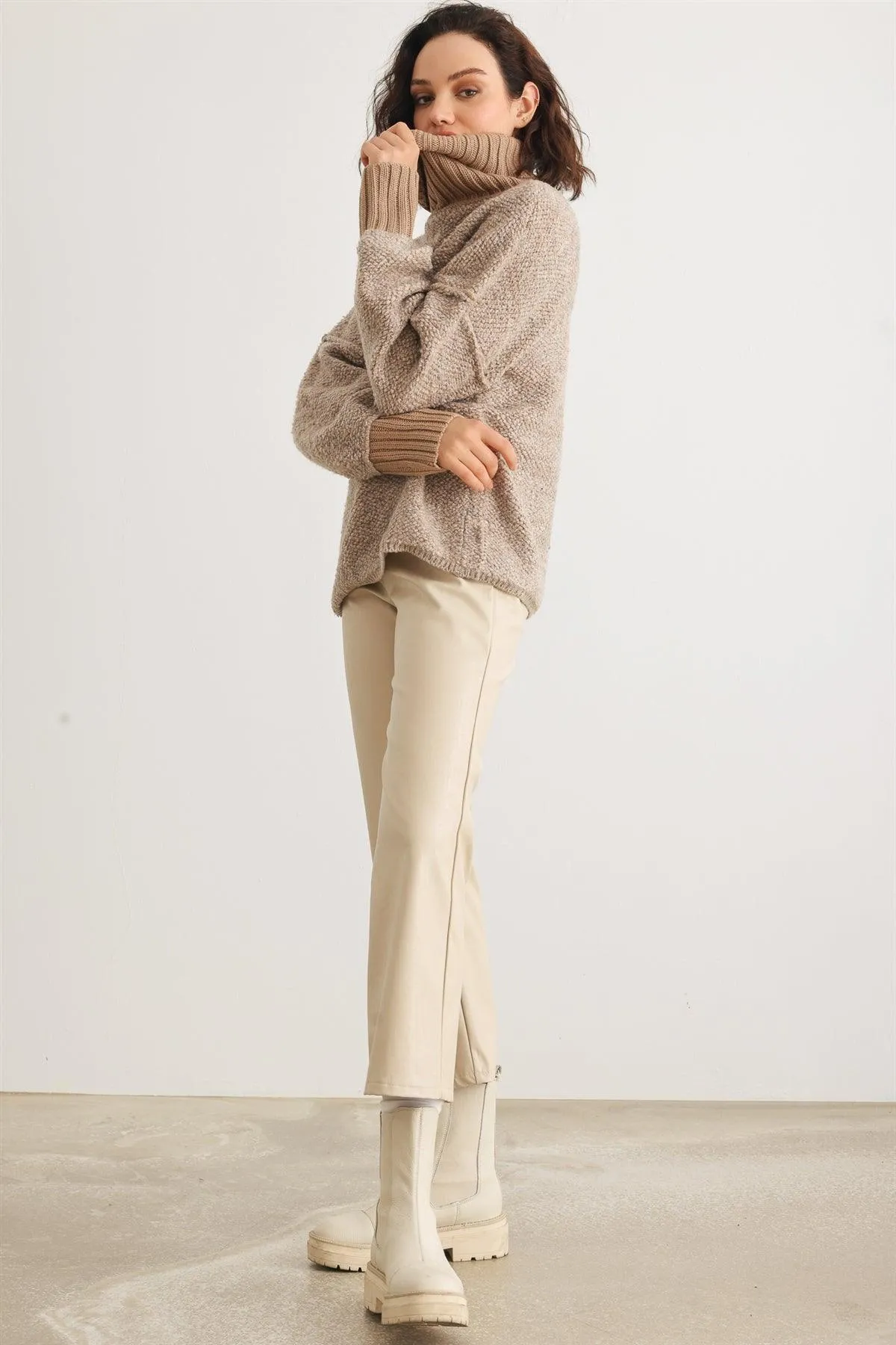 Mocha Knit Turtle Neck Long Sleeve Sweater /2-2-2