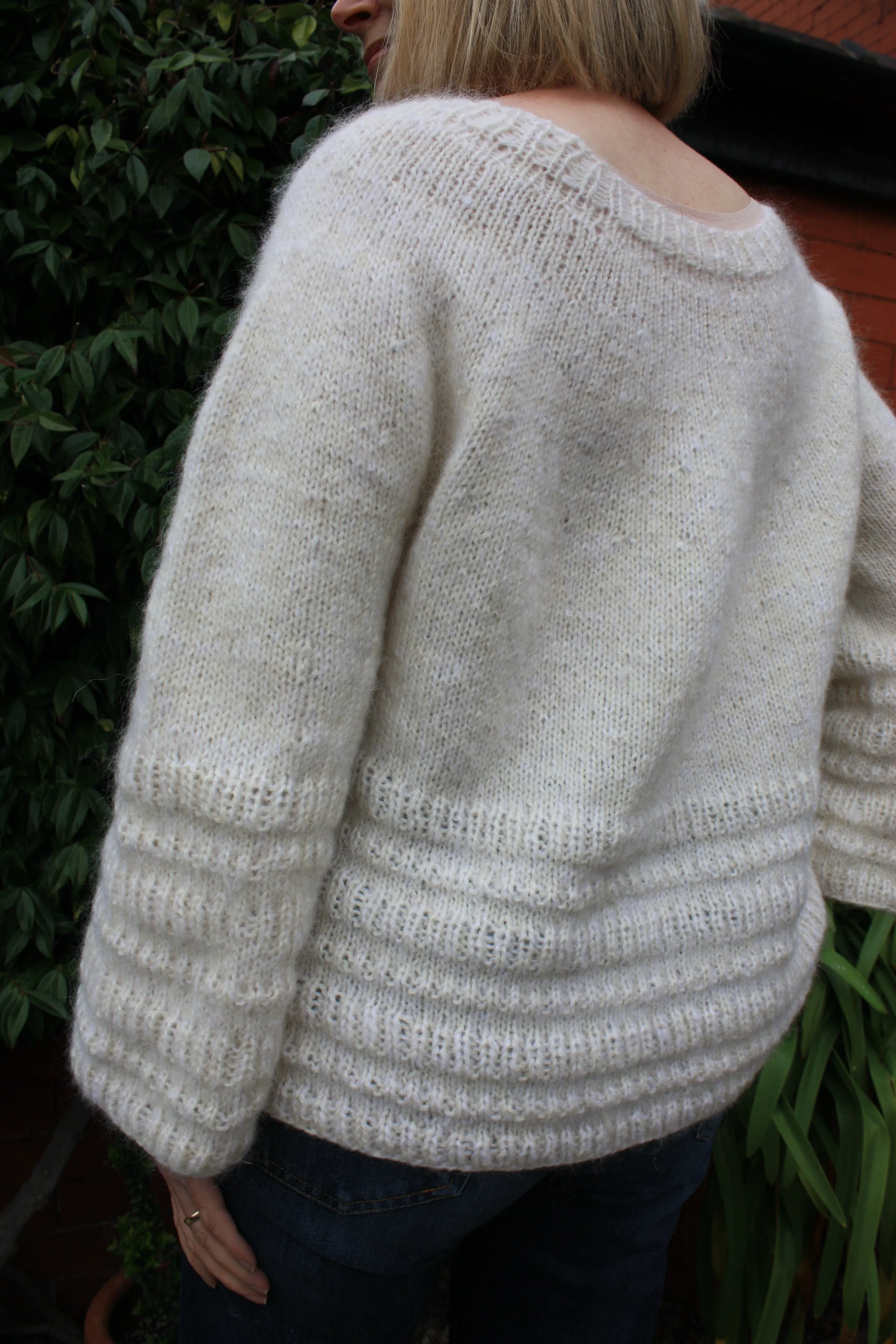 Skaftafell Sweater - Easy seamless top down sweater knitting pattern