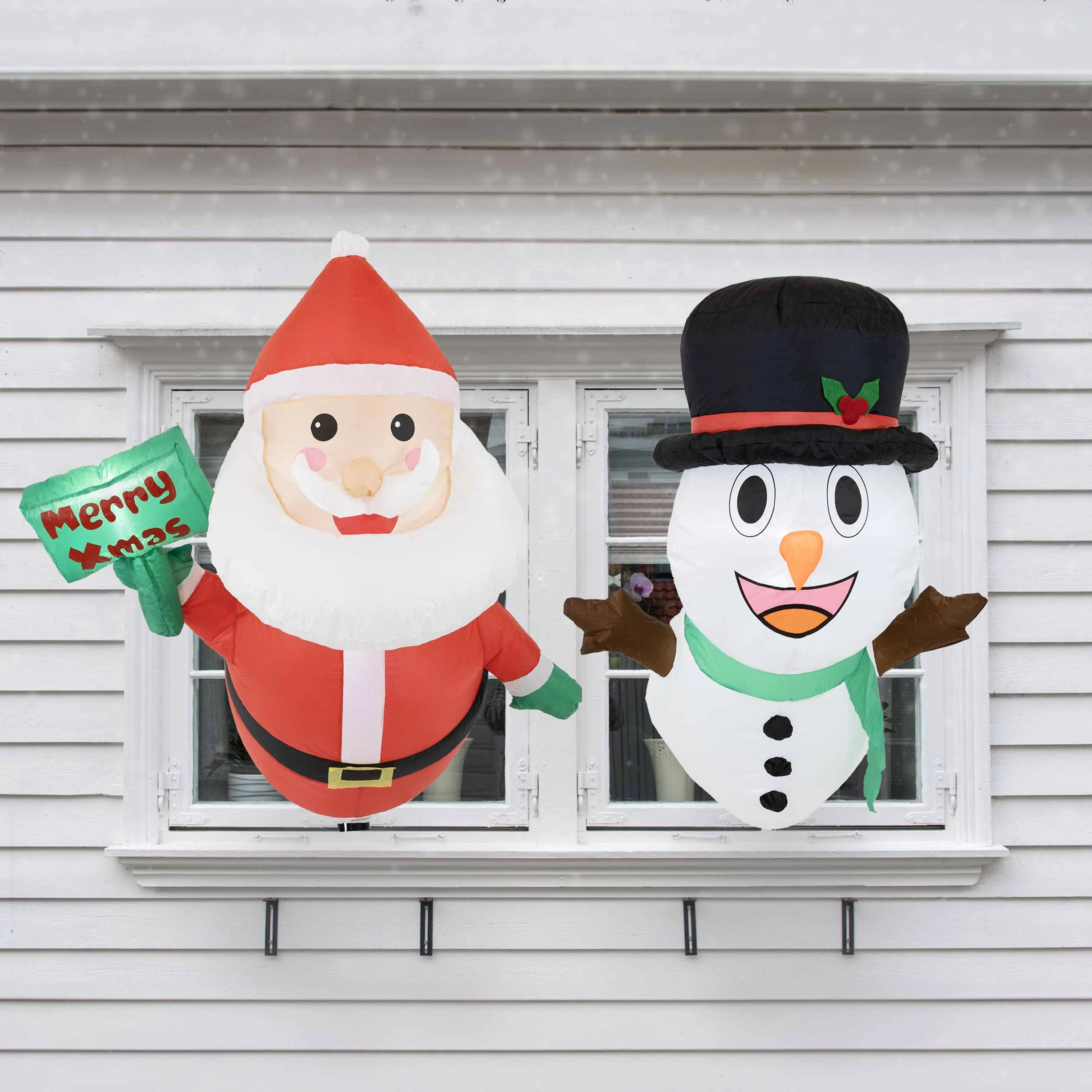 Sunnydaze Santa and Frosty Inflatable Christmas Decorations