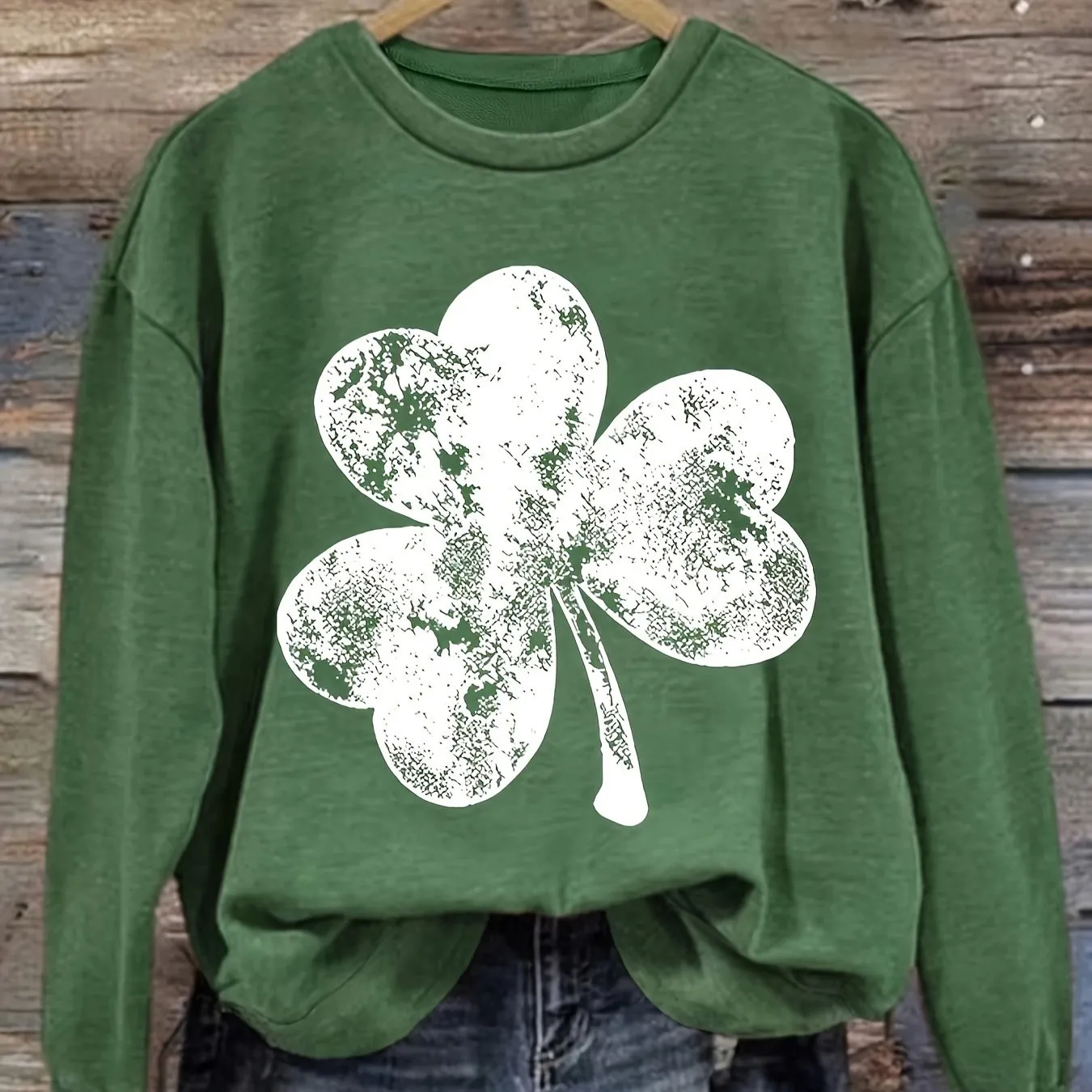 Vibrant Clover Print Crew Neck Long Sleeve Sweatshirt - Soft Micro Elasticity Polyester Fabric, Relaxed Fit, Vacation Style - Perfect for St Patricks Day and Fall/Winter Seasons