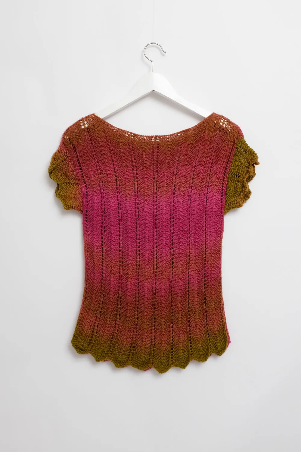 VINTAGE HANDMADE KNIT TOP