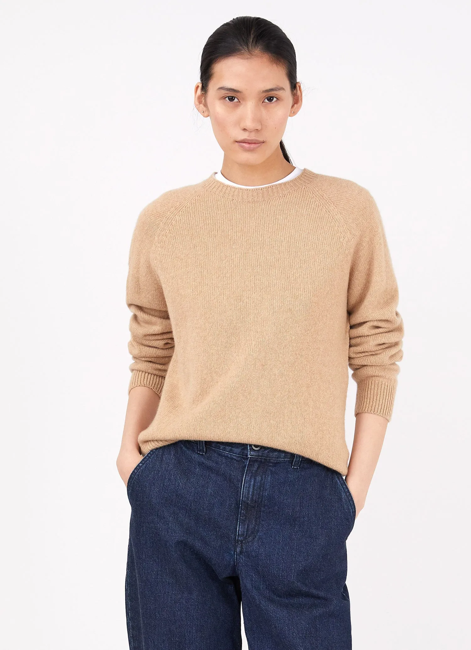 Women's Lambswool Crew Neck Jumper in Light Camel