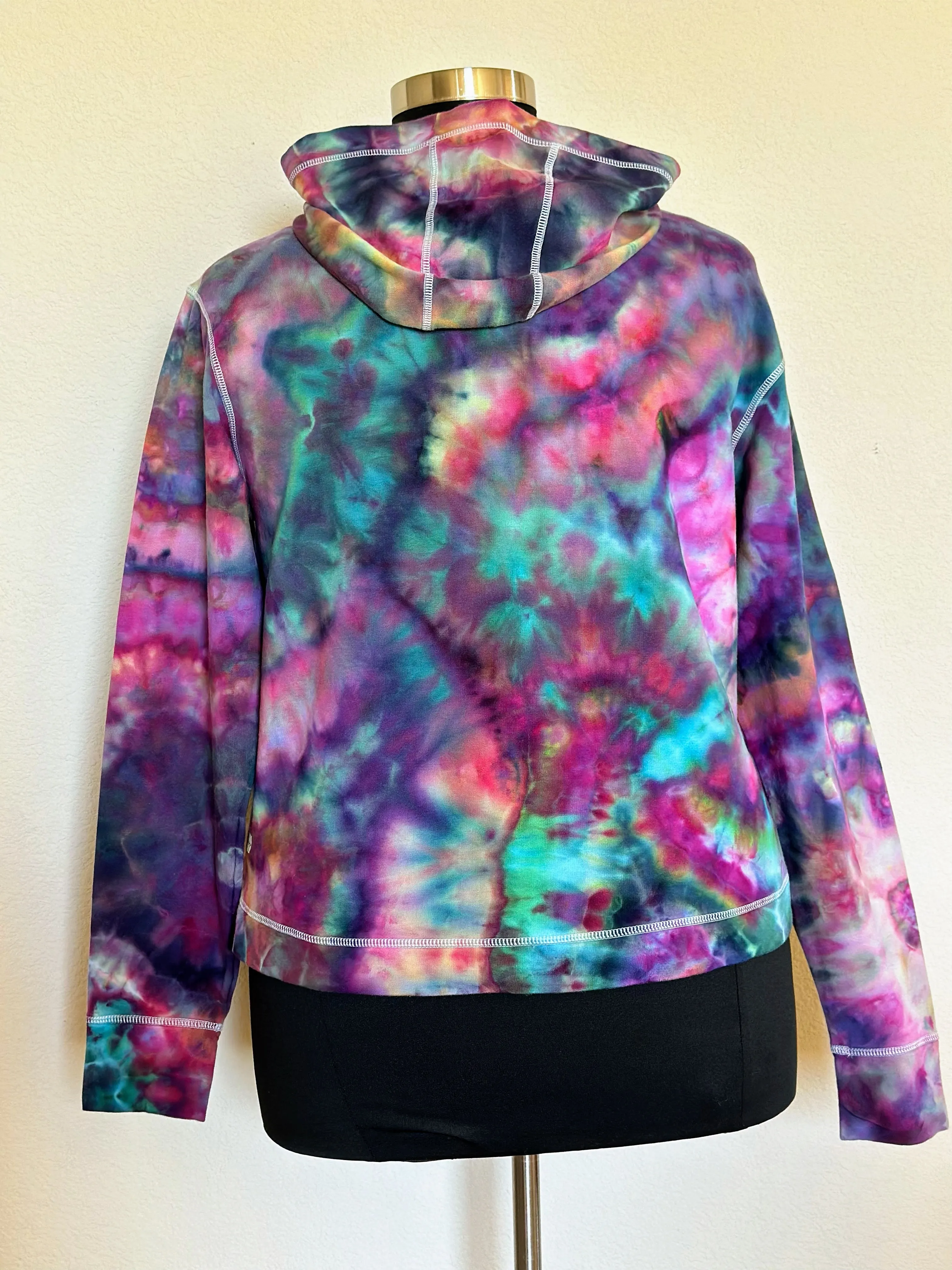 Women’s XXL (fits more like an XL) Geode Thumbhole Hoodie in ‘Cosmic Eyes’