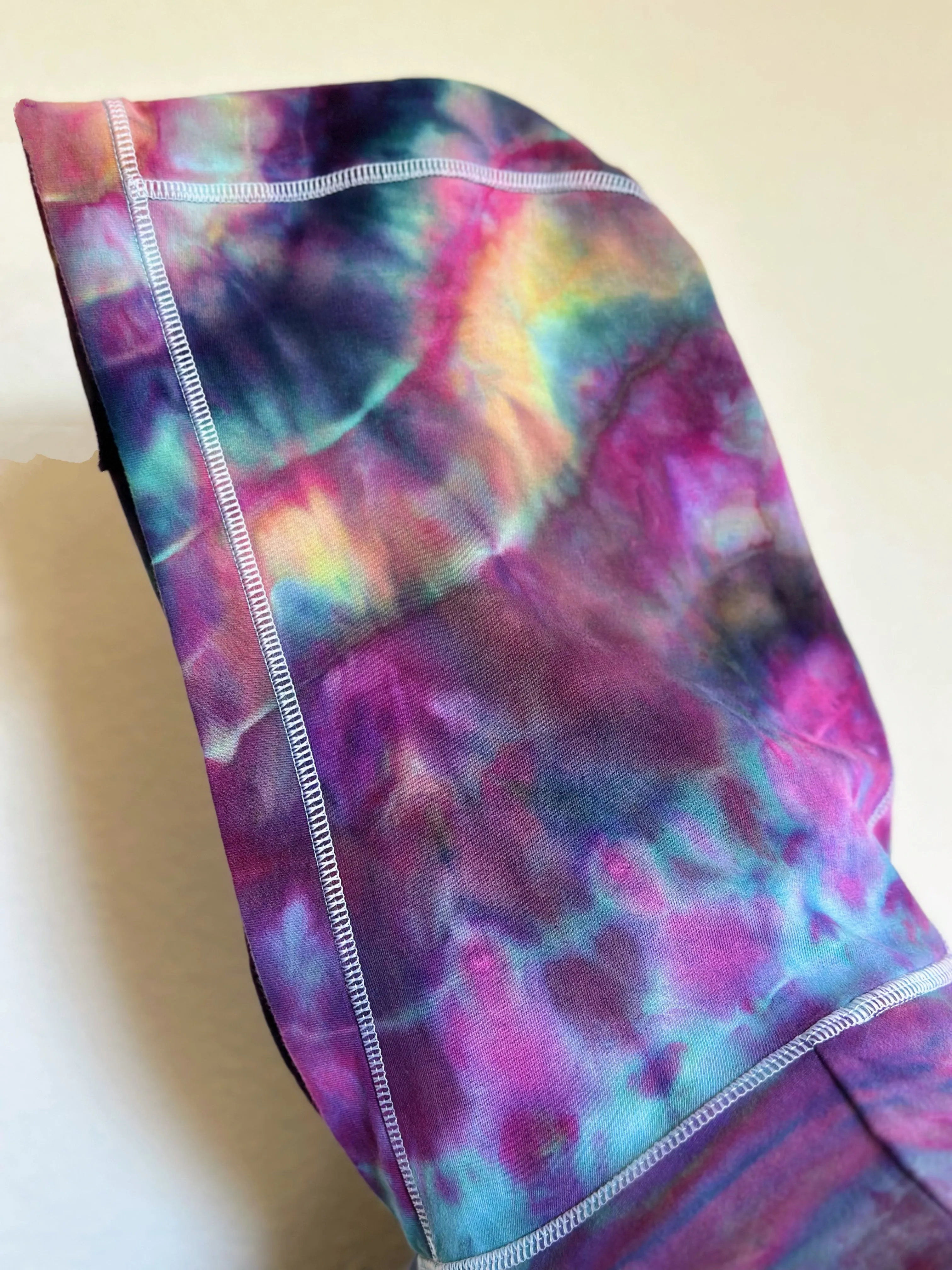 Women’s XXL (fits more like an XL) Geode Thumbhole Hoodie in ‘Cosmic Eyes’